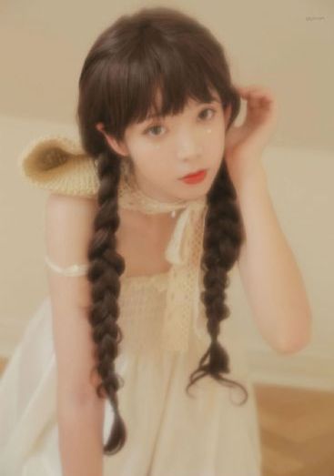伊人久久大香线蕉精品不卡_DVD免费全集观看