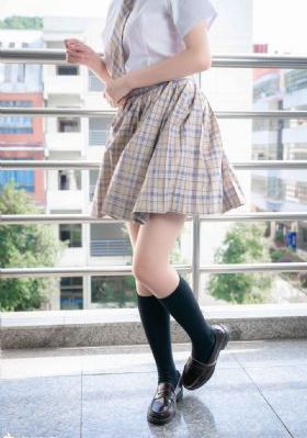 亚洲爆乳成av人在线网站_电影免费国语