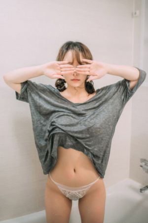 差差漫画页面在线阅读_BD英语在线观看