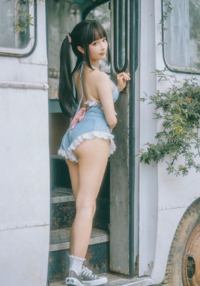 欧美欧洲性色老头老妇_DVD免费观看超清