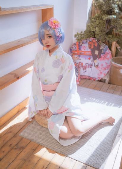 美女18隐私免费网站_高清高清免费观看